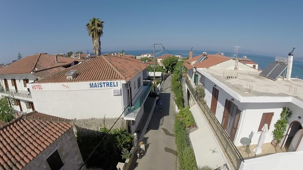 Maistreli Hotel Apartments Stoúpa Exterior foto